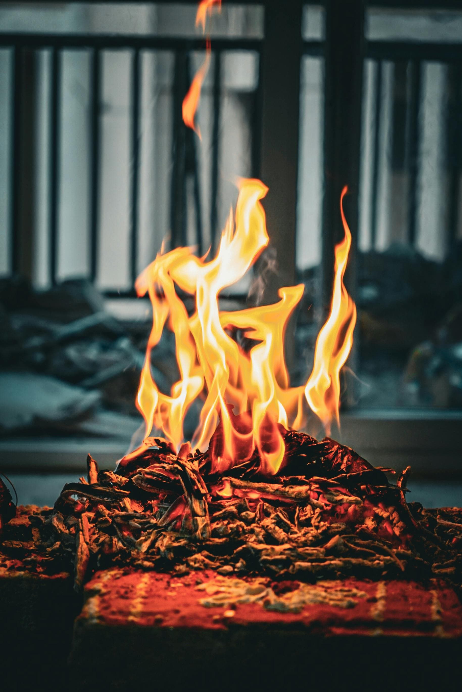 plápolající oheň